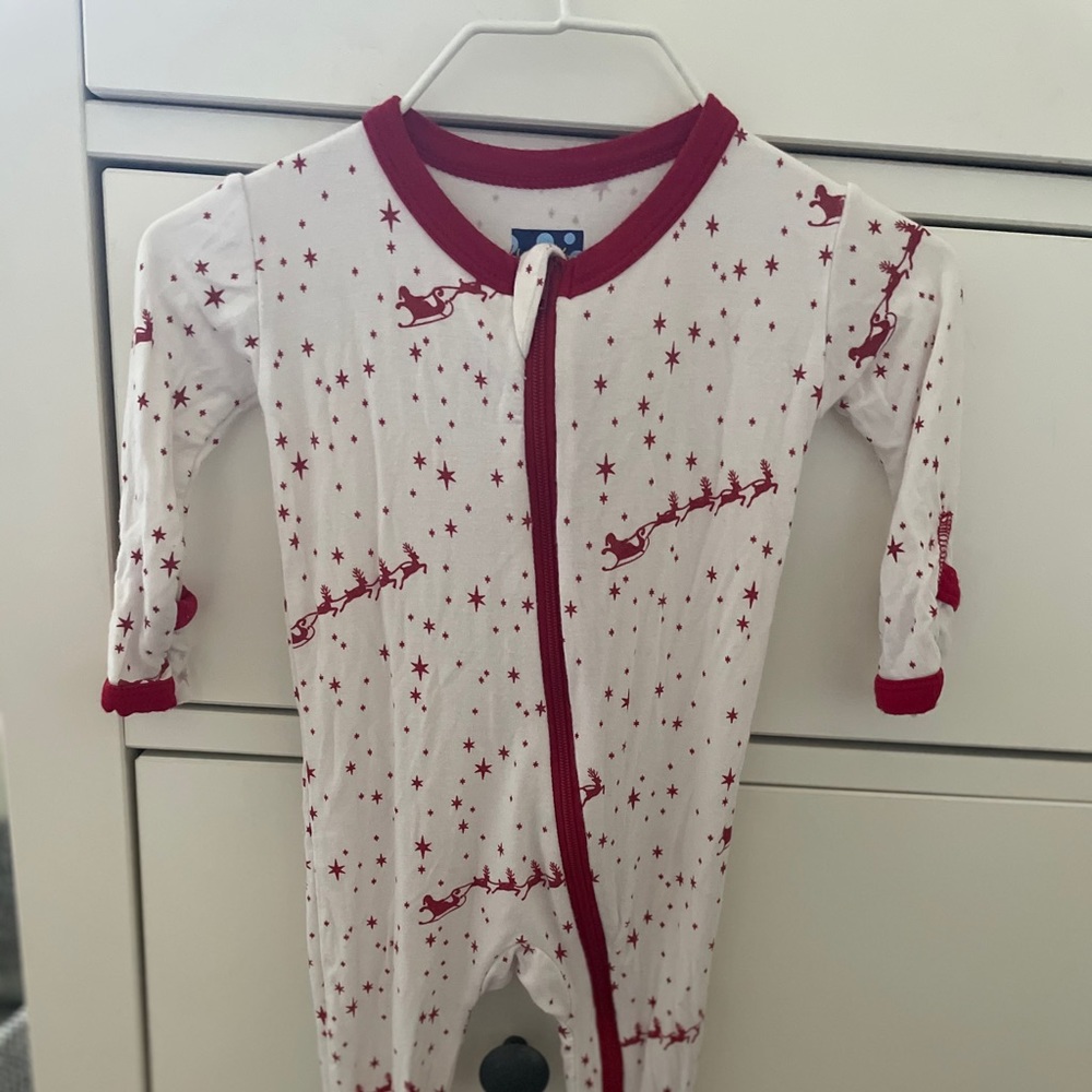 Kickee Pants Santa pajamas 3-6 months